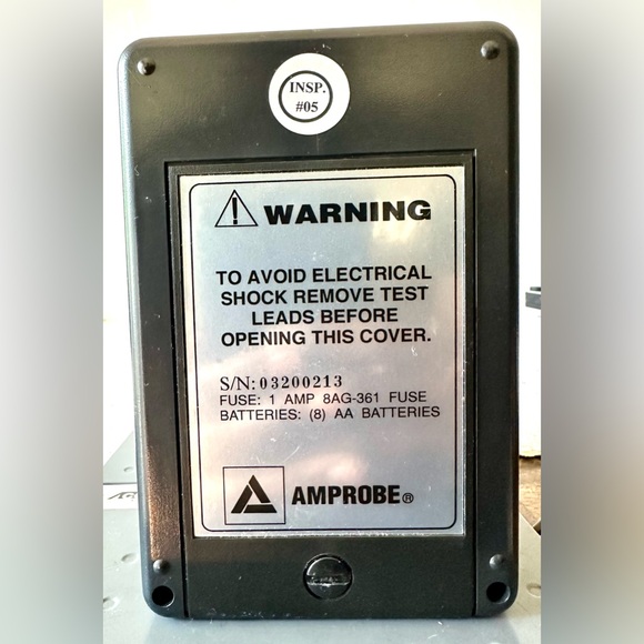 Amprobe Model AMB-1A Taut Band Analog Megohmmeter 947758 Insulation Tester - Picture 7 of 11